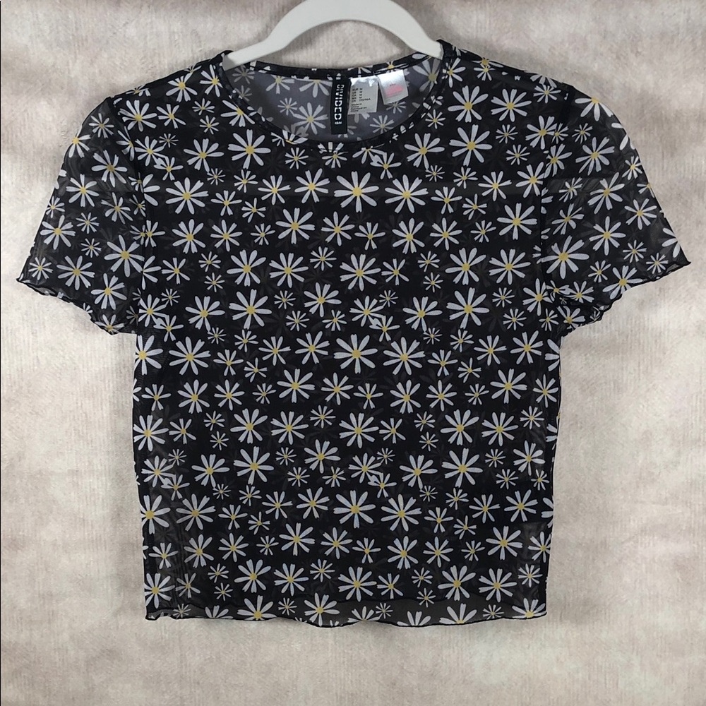 H&M Black‎ Floral Mesh Crop Short Sleeve Tee